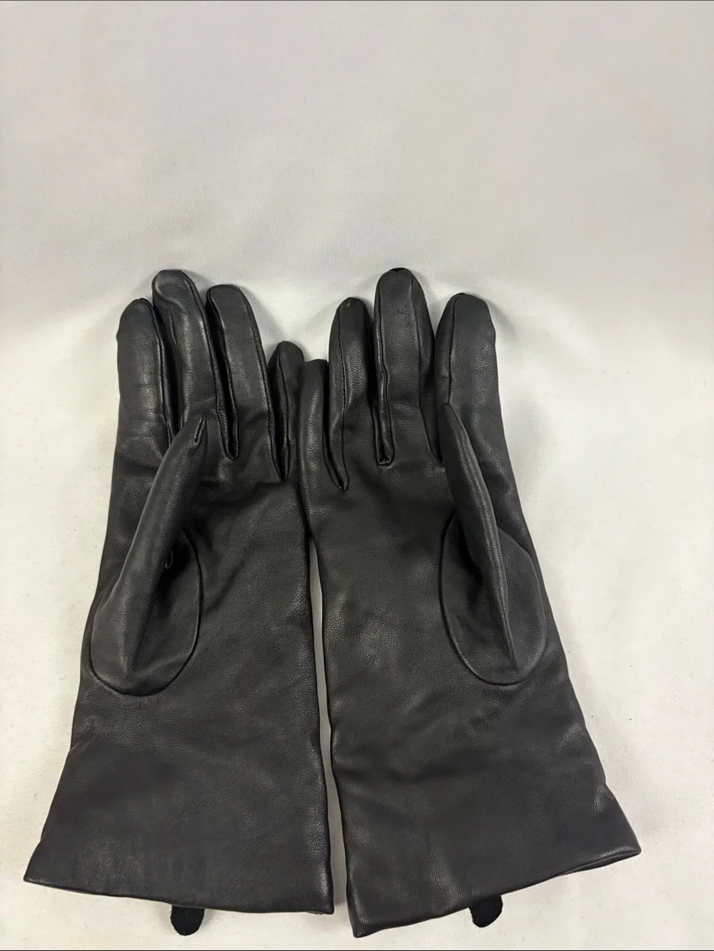 Dillards Womens Black Genuine Leather Gloves Size Medium Cashmere Lining